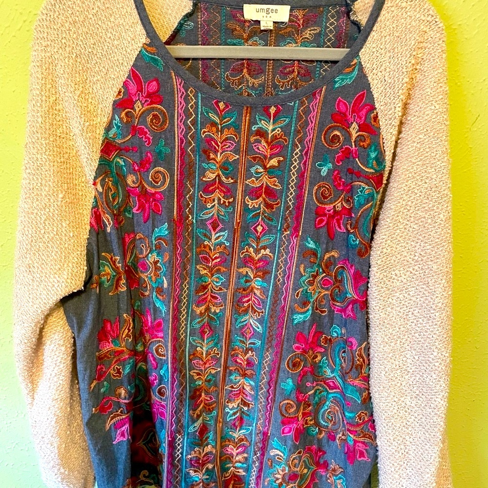 Umgee Multicolor Embroidered Blouse - Picture 2 of 6